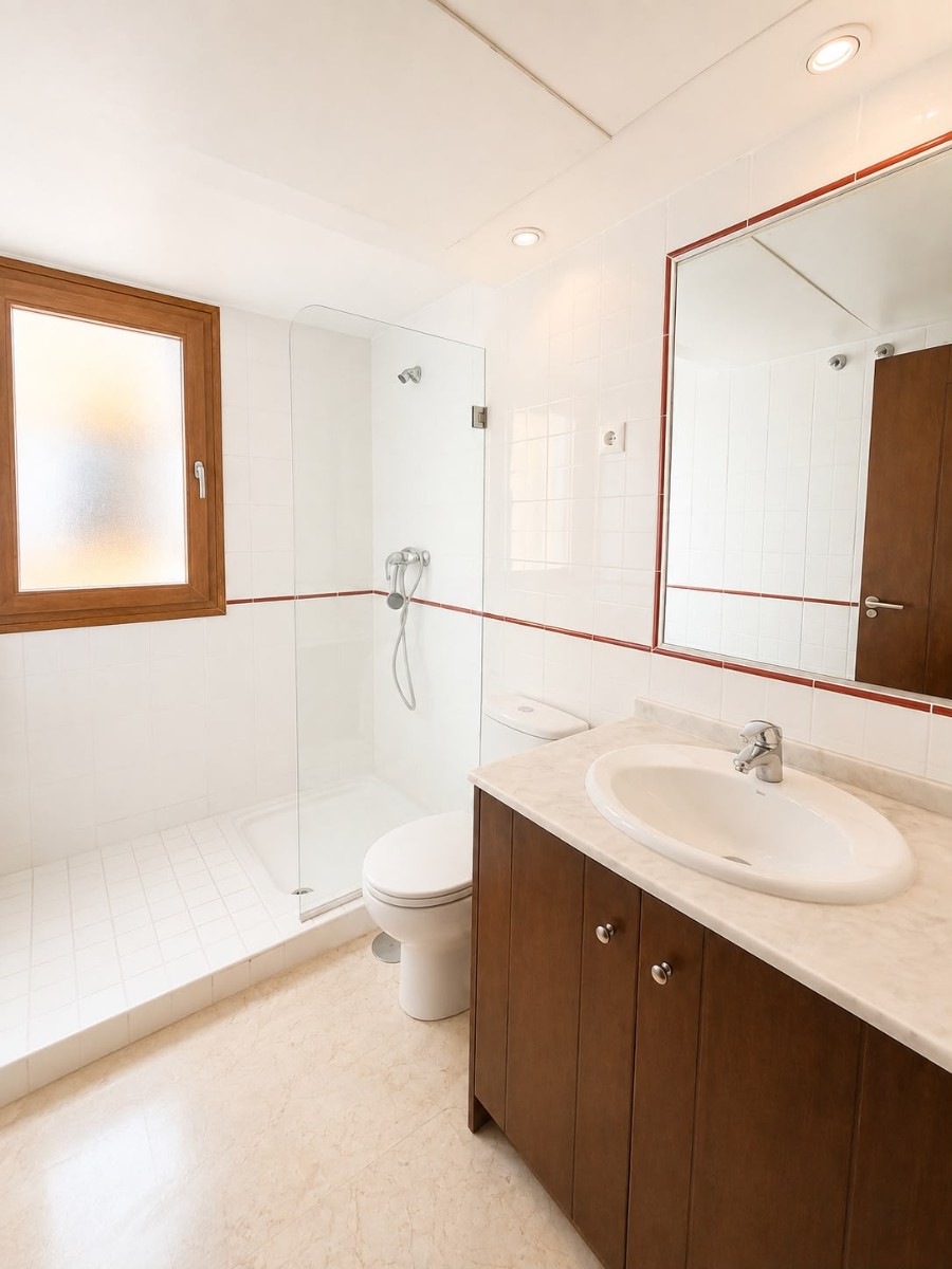 Garden in apartment for sale in Punta Prima