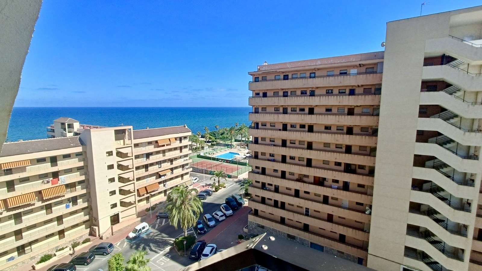 Living room in apartment for sale in Torrevieja