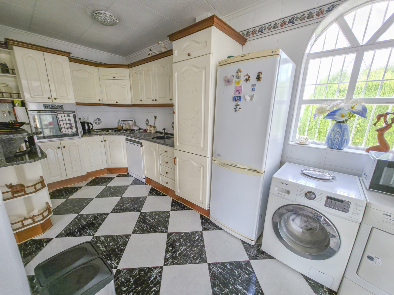 Living room in villa for sale in Torrevieja