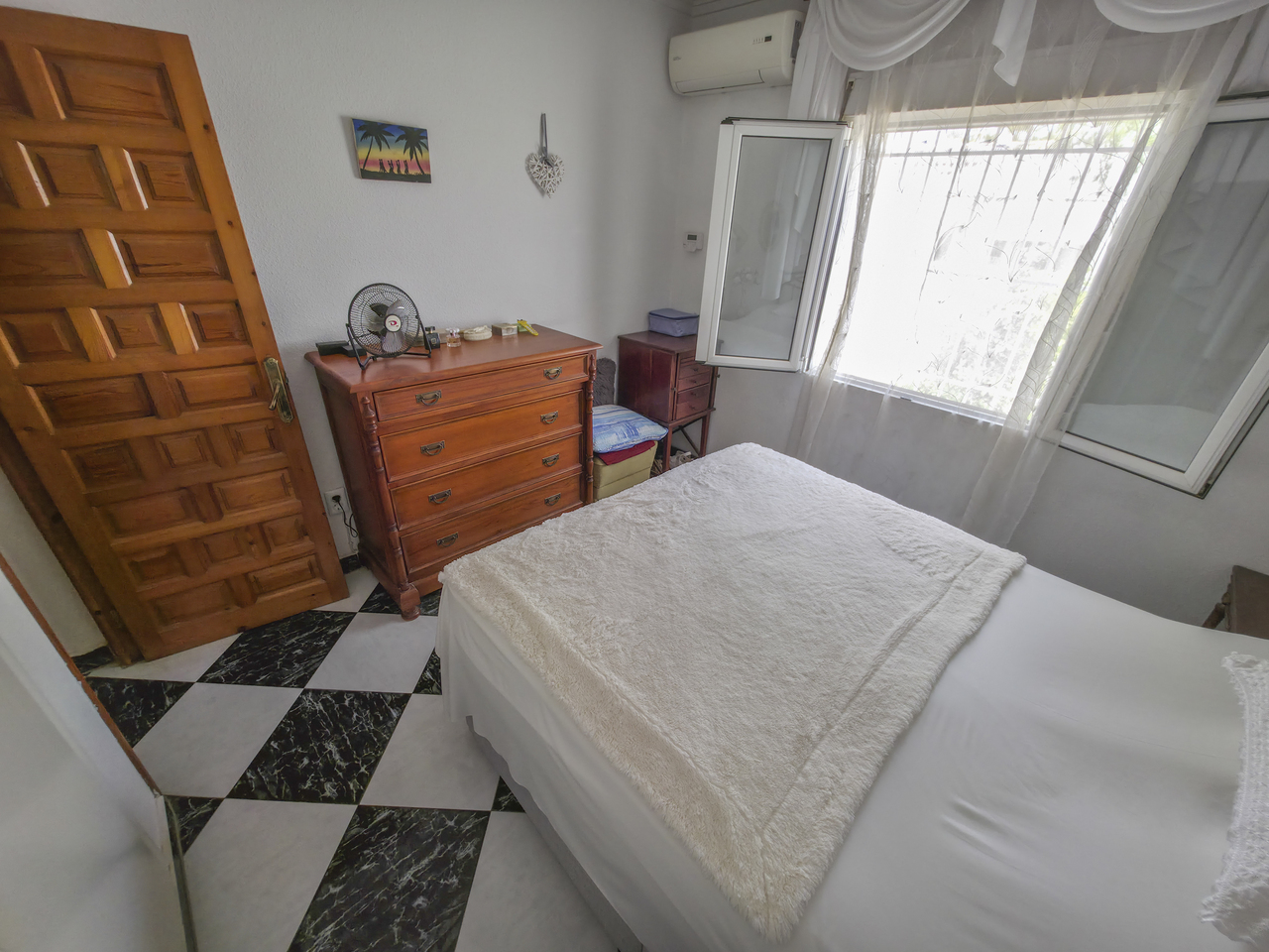 Exterior view in villa for sale in Torrevieja