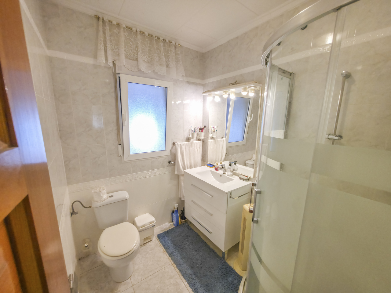 Kitchen in villa for sale in Torrevieja