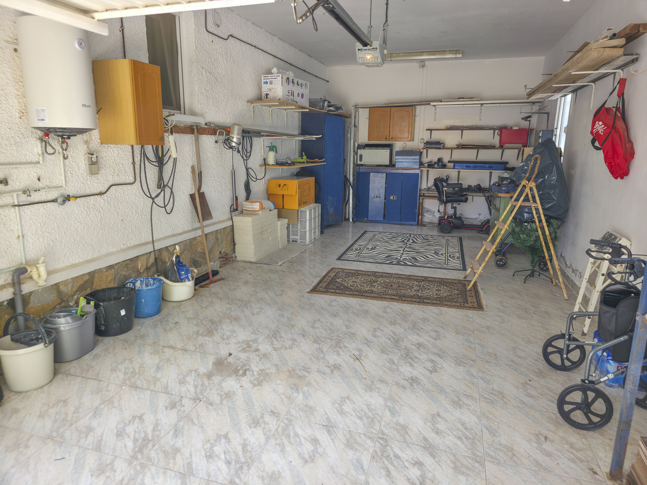 Terrace in villa for sale in Torrevieja