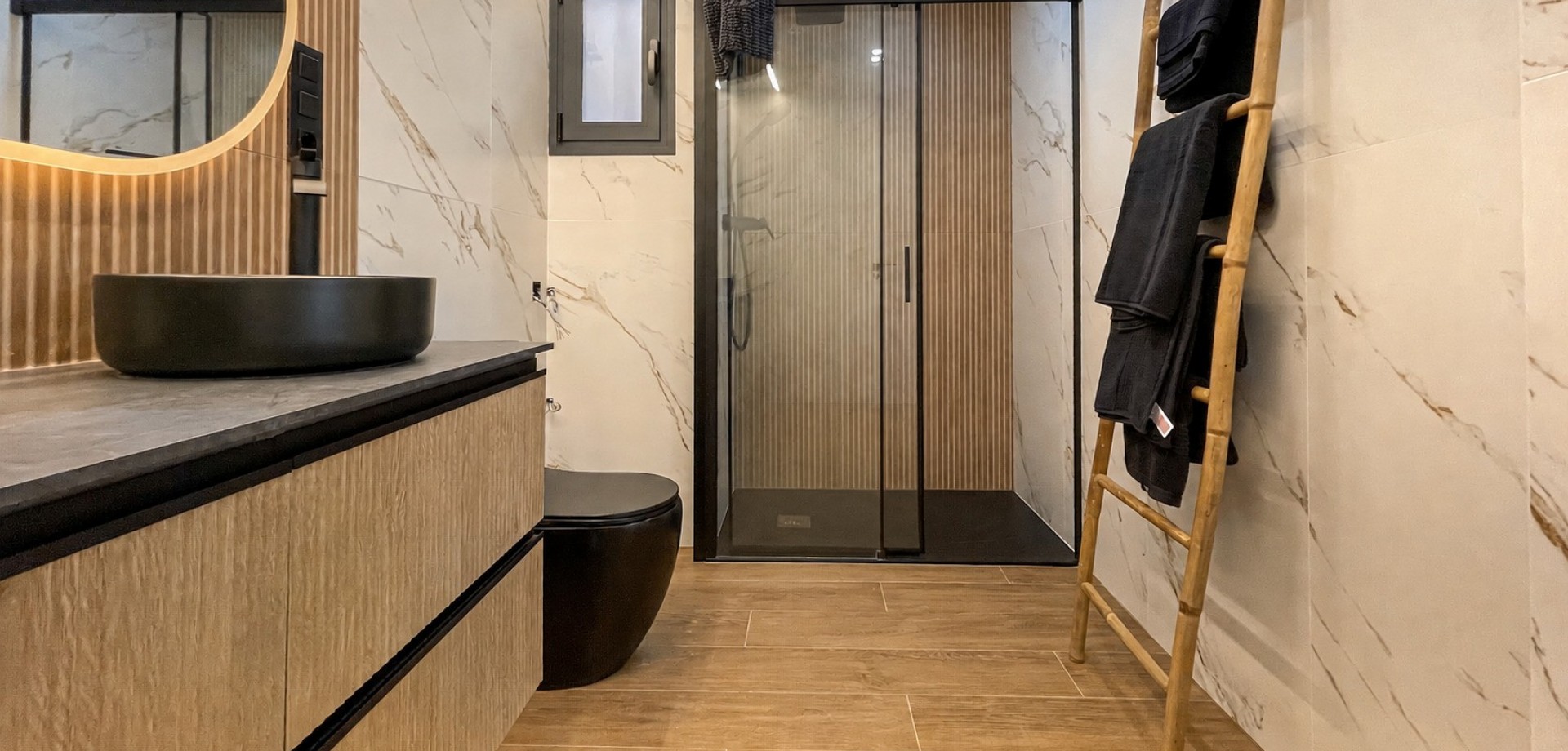 Bathroom in terraced for sale in Torrevieja