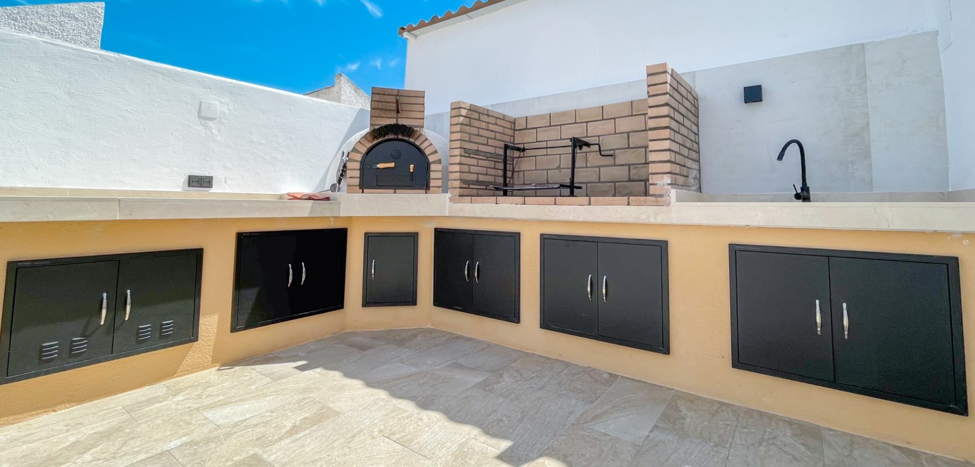 Bathroom in terraced for sale in Torrevieja