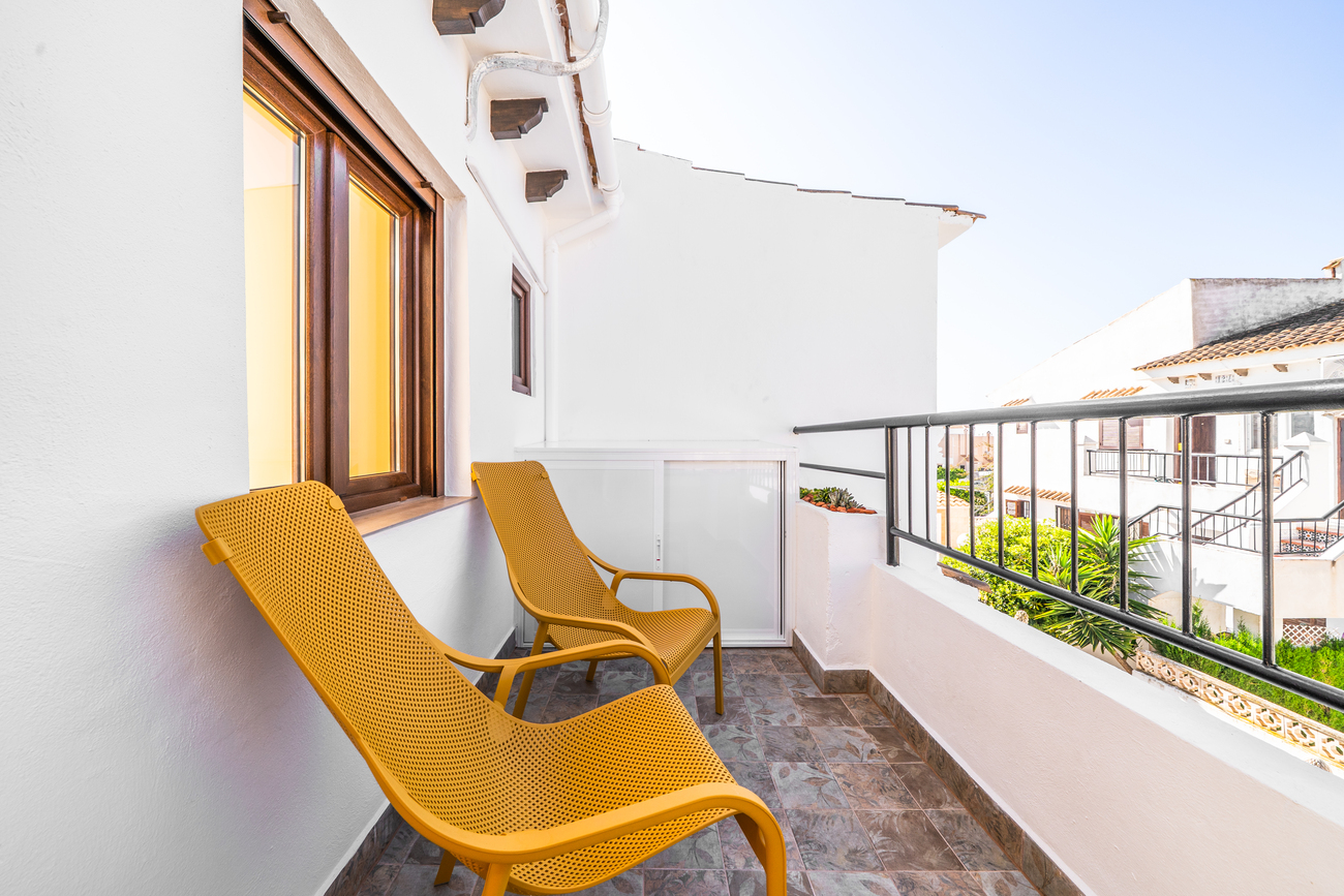 Terrace in apartment for sale in Torrevieja