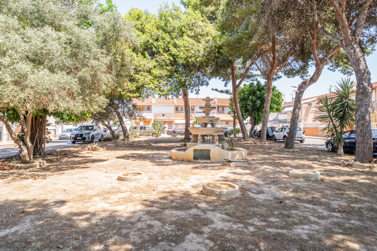 Kitchen in apartment for sale in Torrevieja