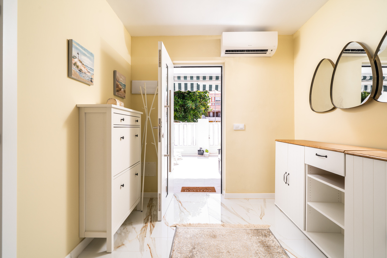 Terrace in apartment for sale in Torrevieja