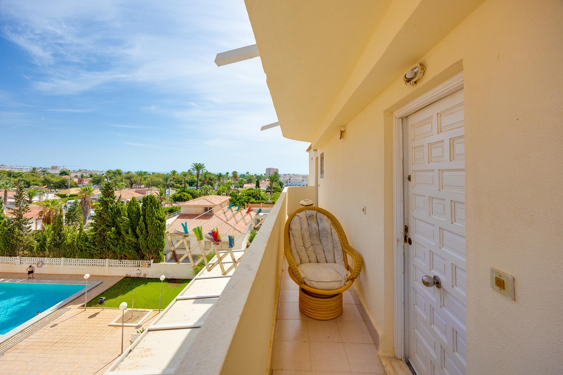 Garden in apartment for sale in Torrevieja