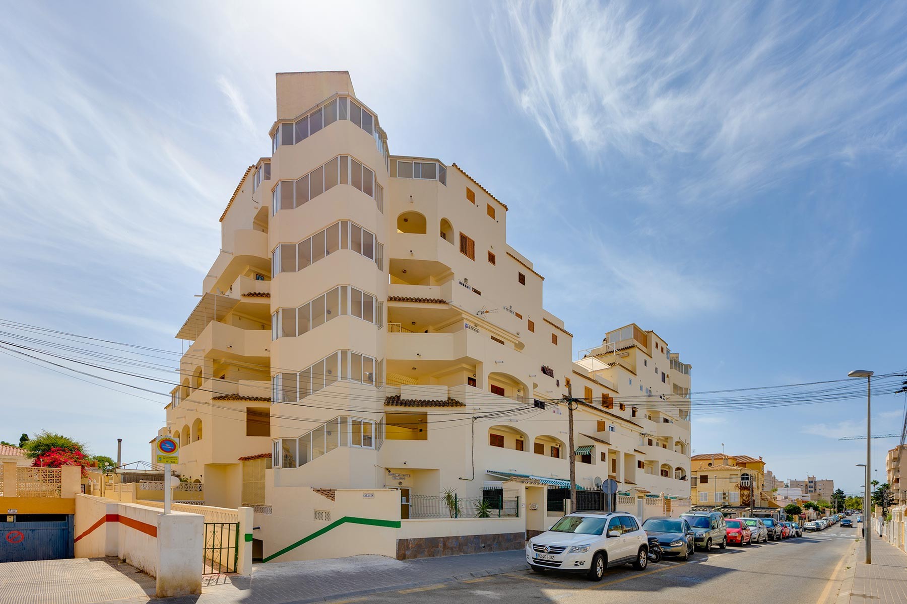 Terrace in apartment for sale in Torrevieja