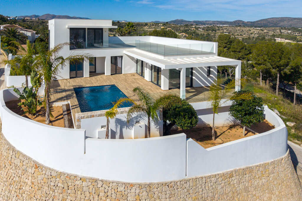 Bathroom in villa for sale in Moraira