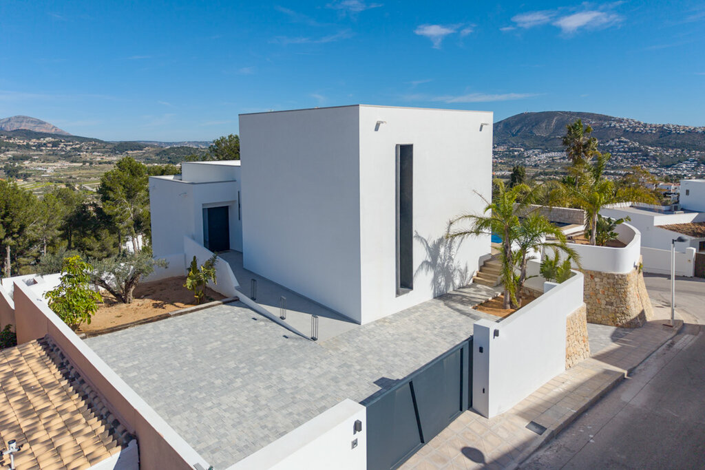 Terrace in villa for sale in Moraira