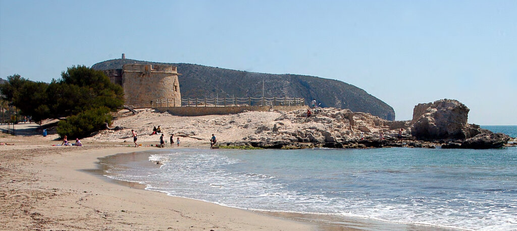Bedroom in villa for sale in Moraira
