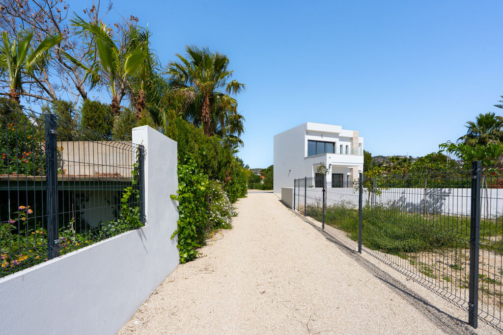 Garden in villa for sale in Benissa
