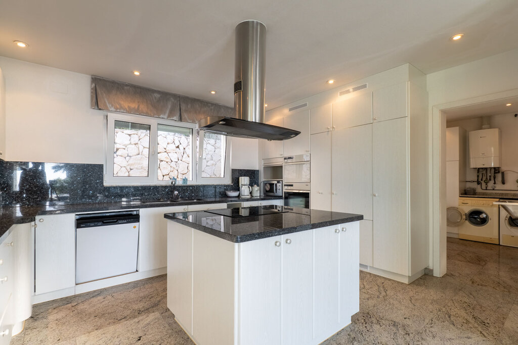 Terrace in villa for sale in Moraira