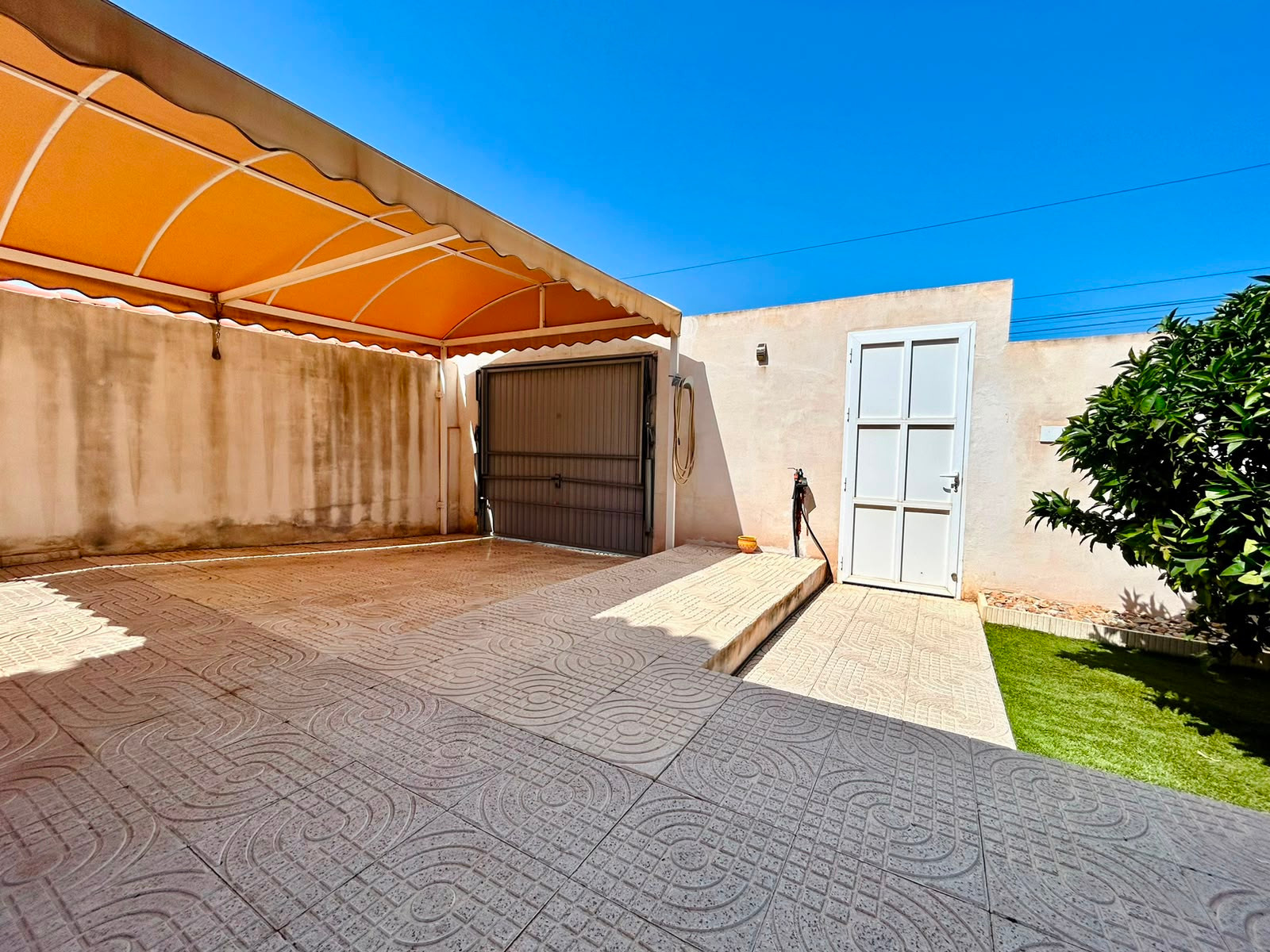 Kitchen in villa for sale in Torrevieja