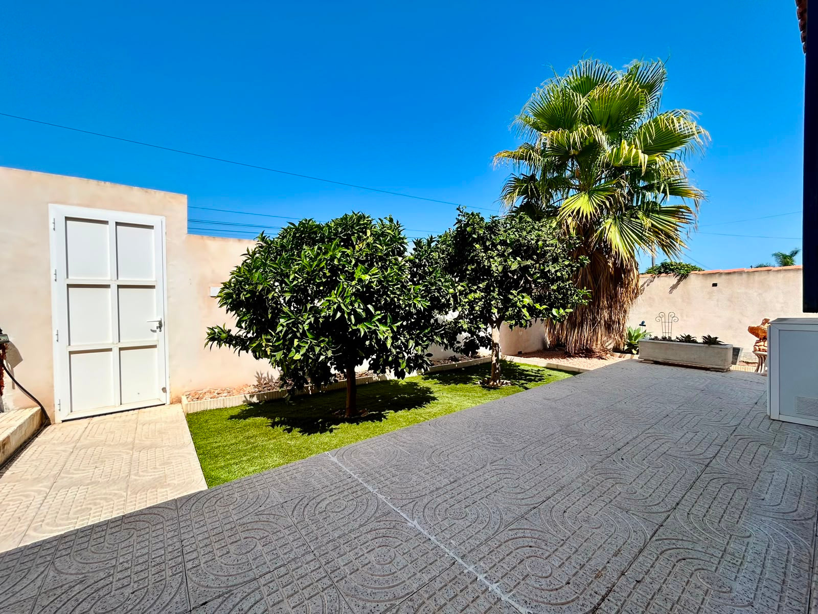 Exterior view in villa for sale in Torrevieja