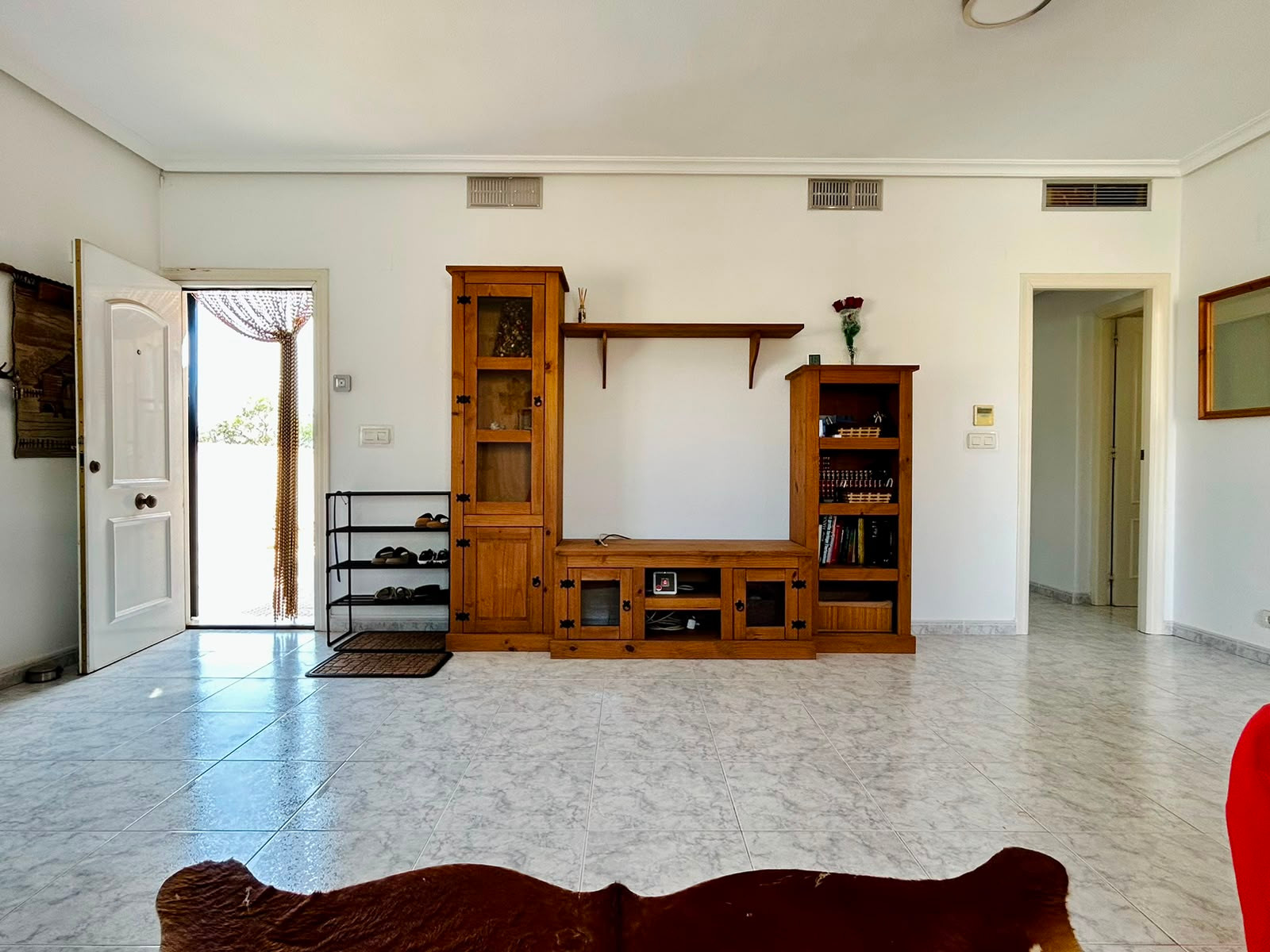Bedroom in villa for sale in Torrevieja