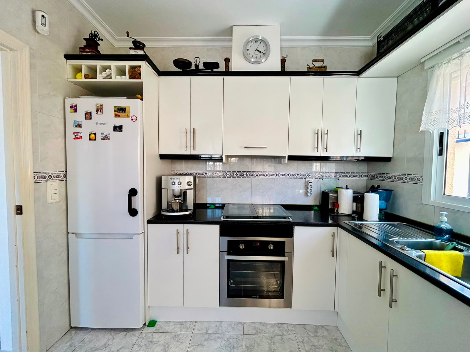 Bathroom in villa for sale in Torrevieja