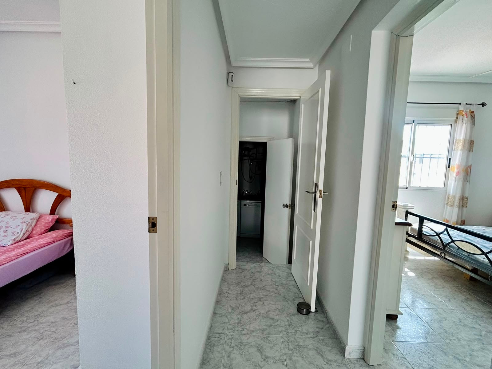 Dining area in villa for sale in Torrevieja