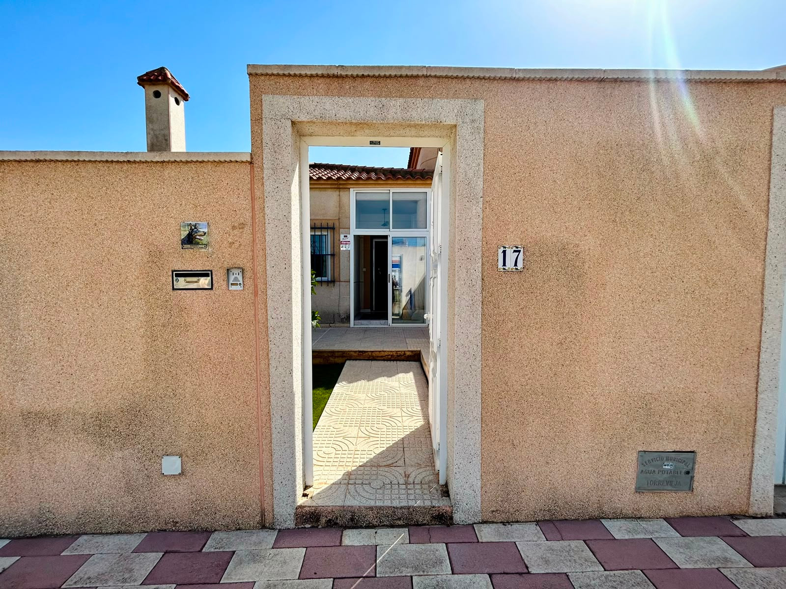 Pool area in villa for sale in Torrevieja