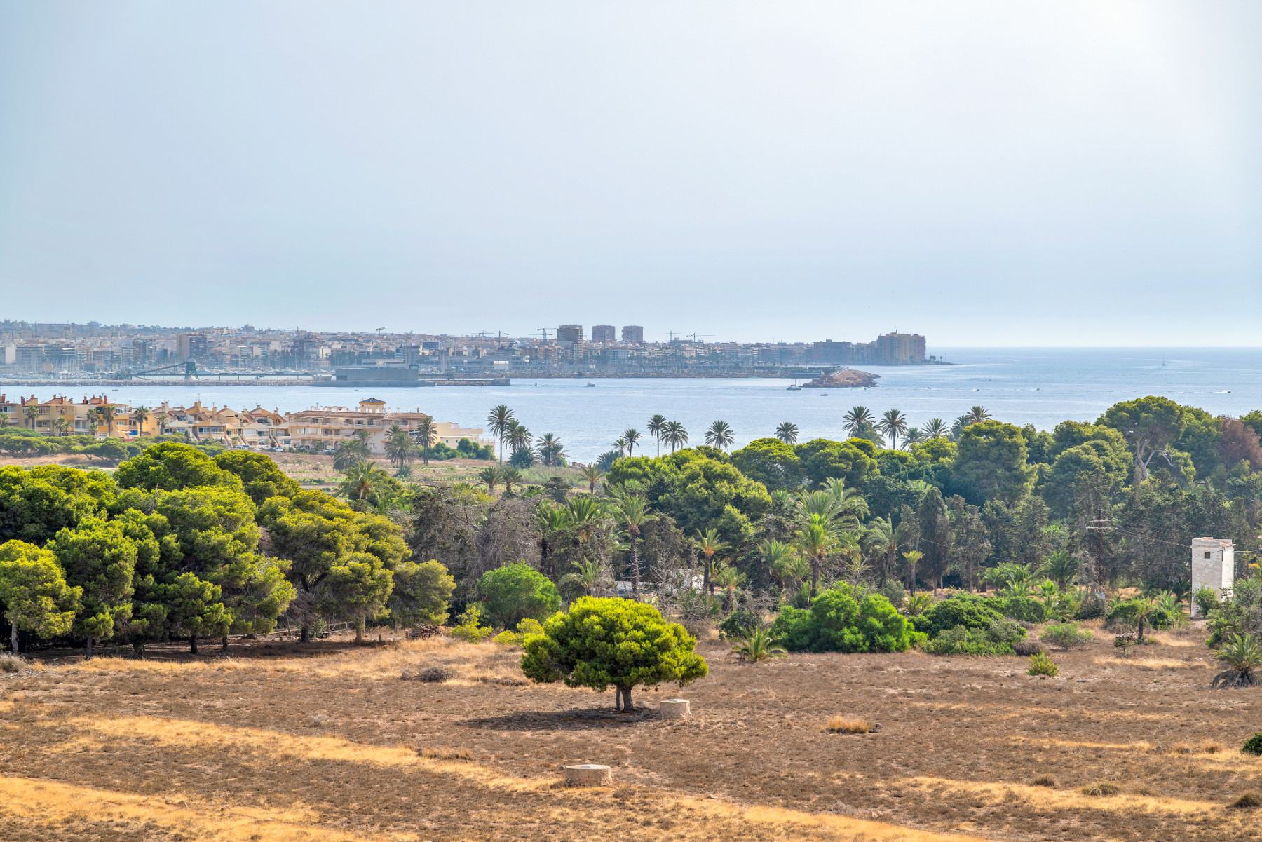 Master bedroom in apartment for sale in Torrevieja