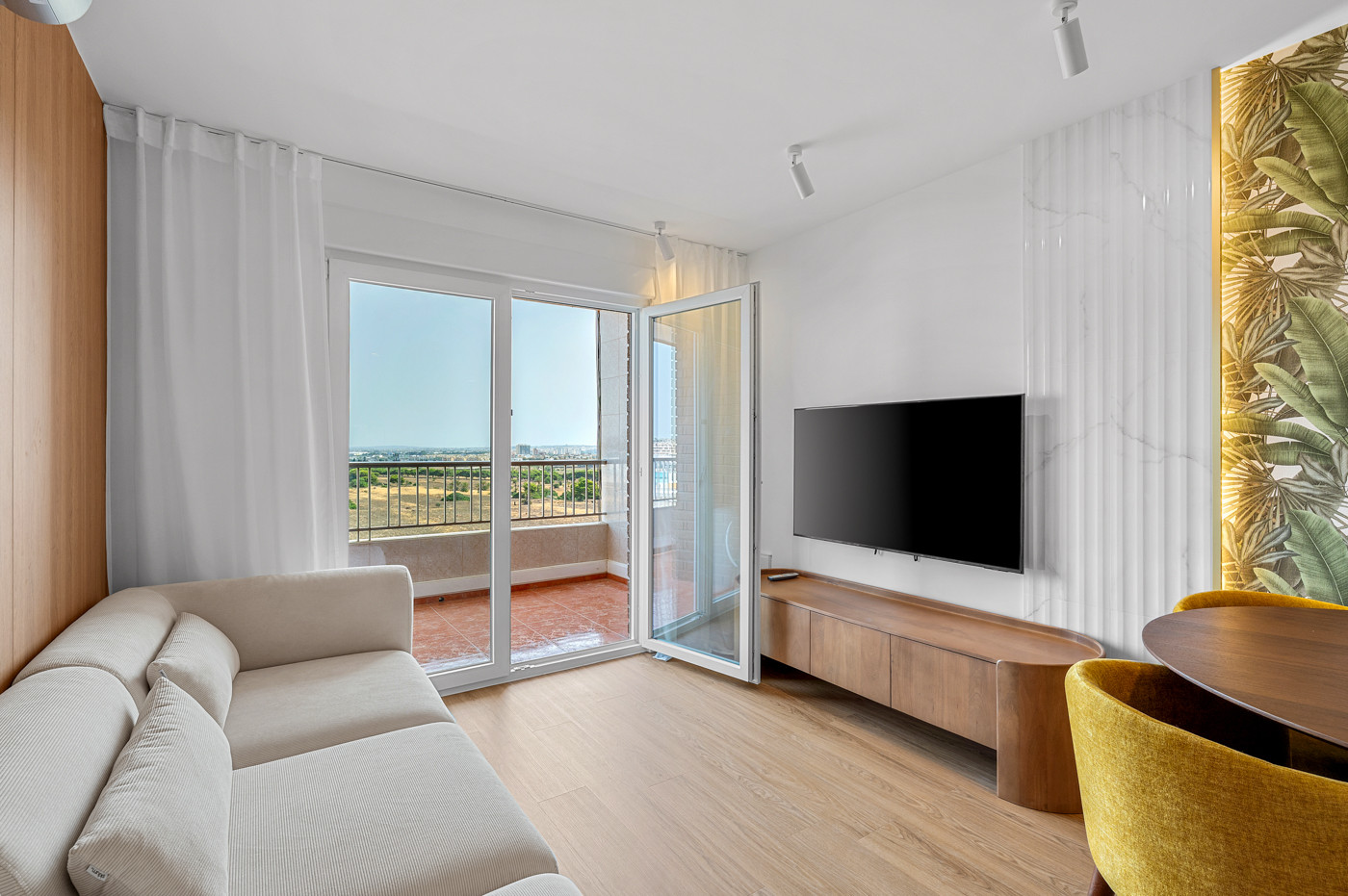 Dining area in apartment for sale in Torrevieja