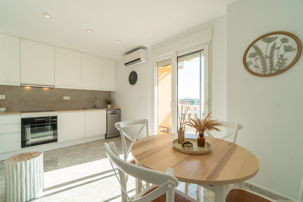 Living room in apartment for sale in Torrevieja