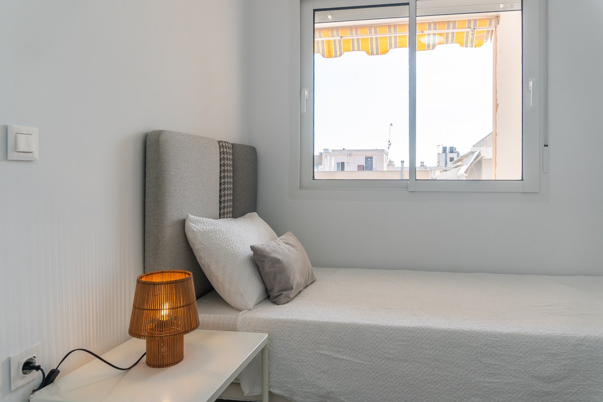 Terrace in apartment for sale in Torrevieja