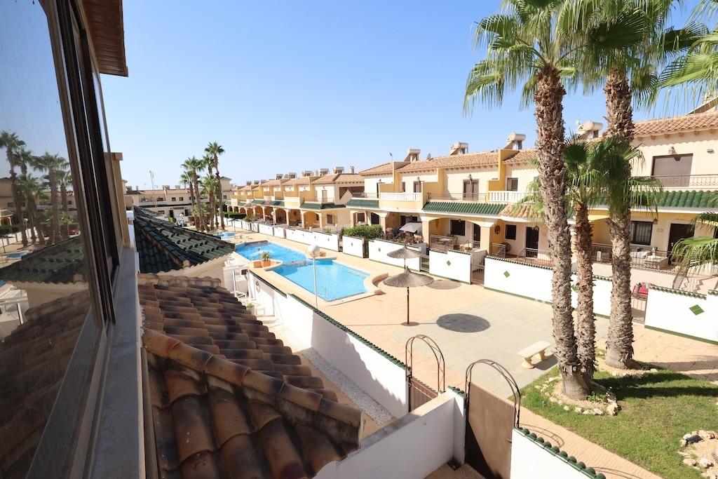 Dining area in terraced for sale in Rojales
