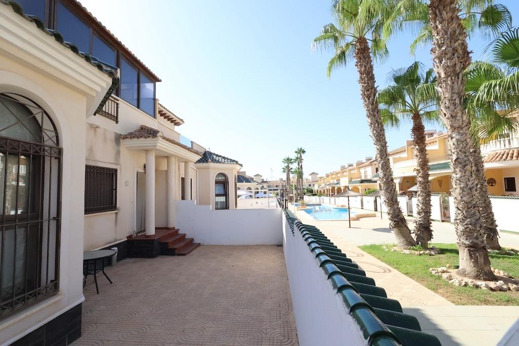 Dining area in terraced for sale in Rojales