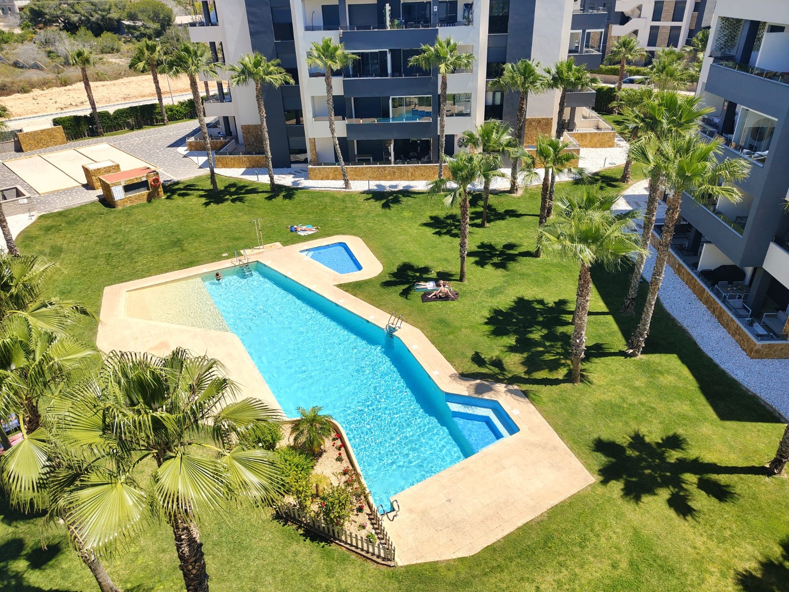 Apartment for sale in Los Altos – Spacious living on the Costa Blanca Are you looking for a comfortable apartment on the sunny Costa Blanca