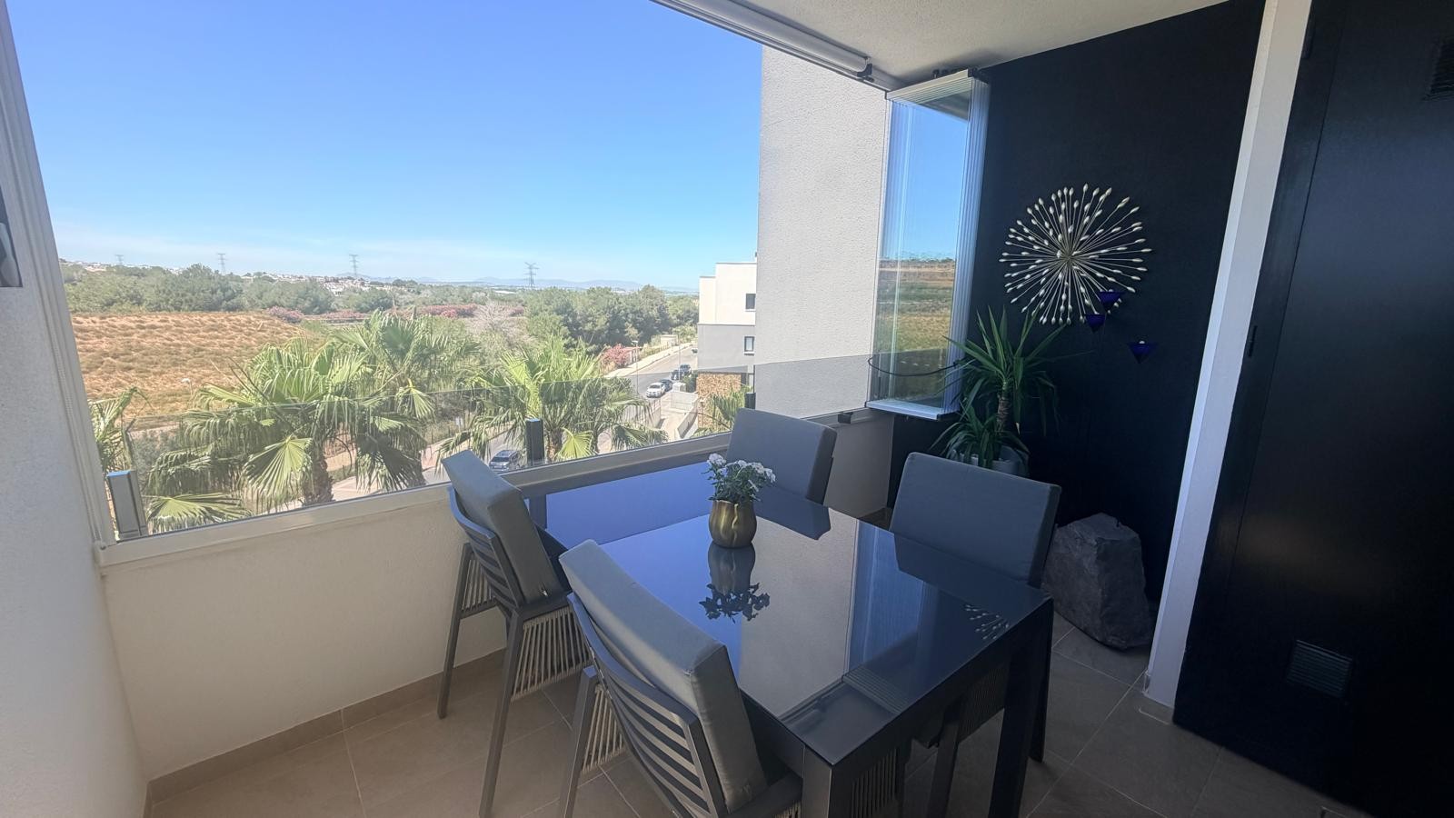 Terrace in apartment for sale in Los Altos