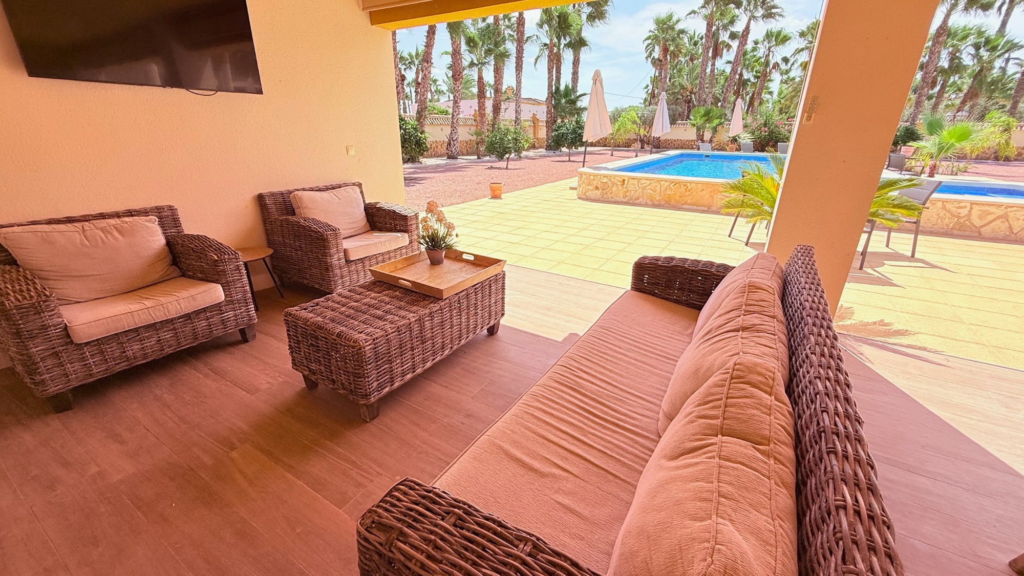 Kitchen in villa for sale in Catral