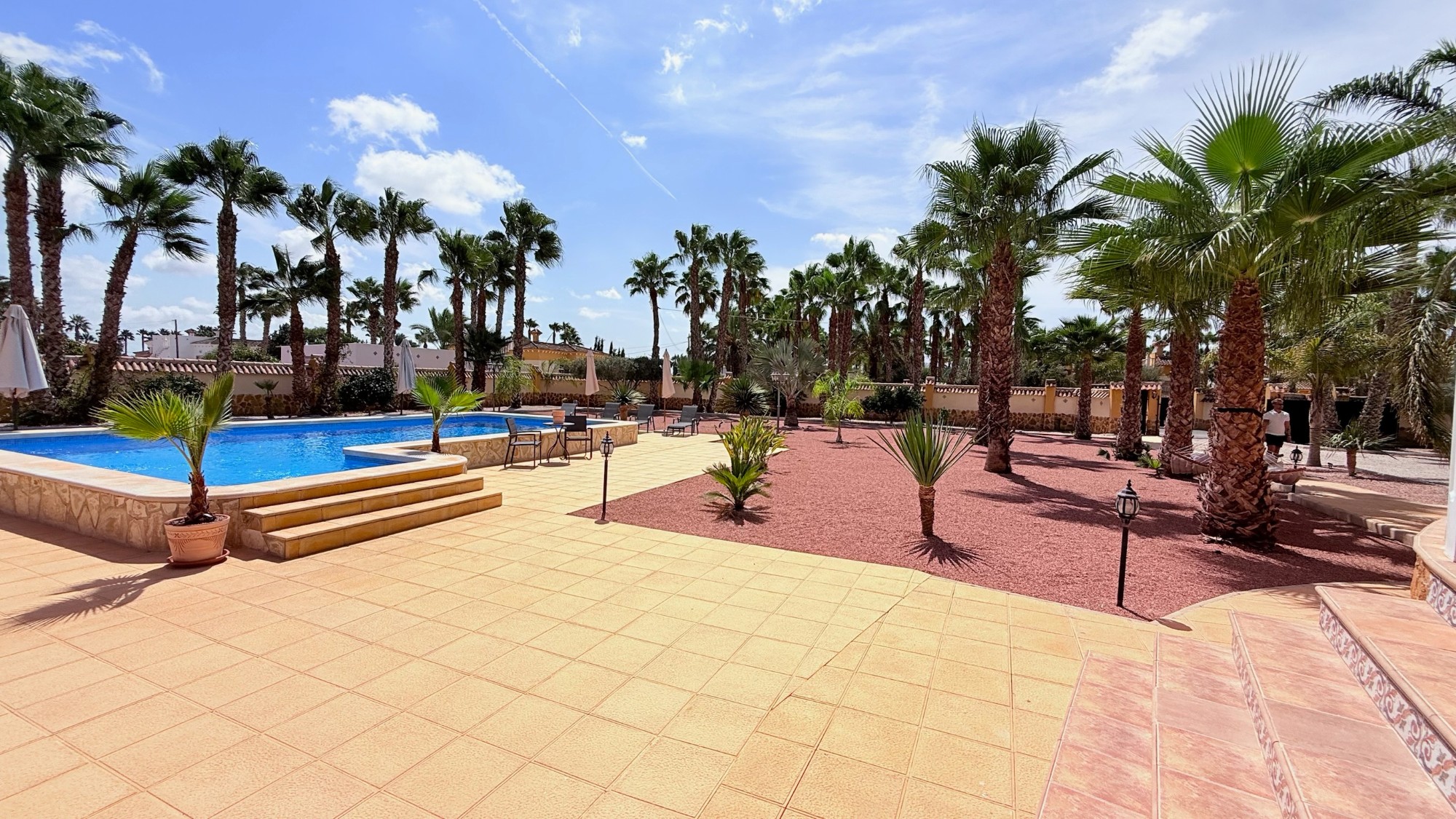 Dining area in villa for sale in Catral