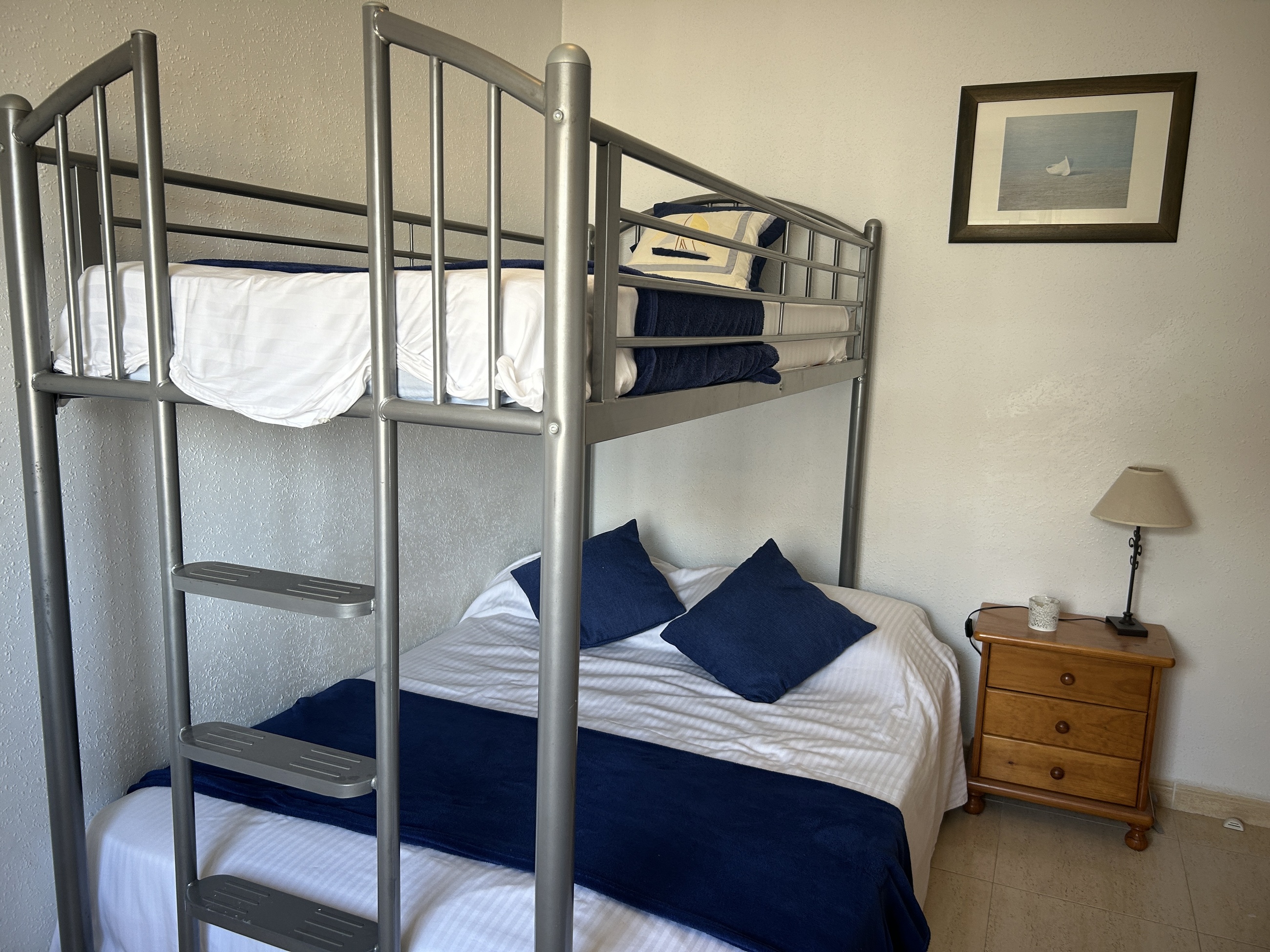 Bedroom in villa for sale in Camposol