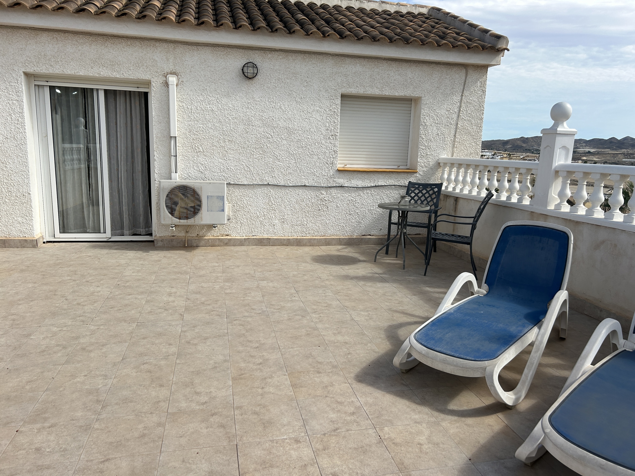 Garden in villa for sale in Camposol