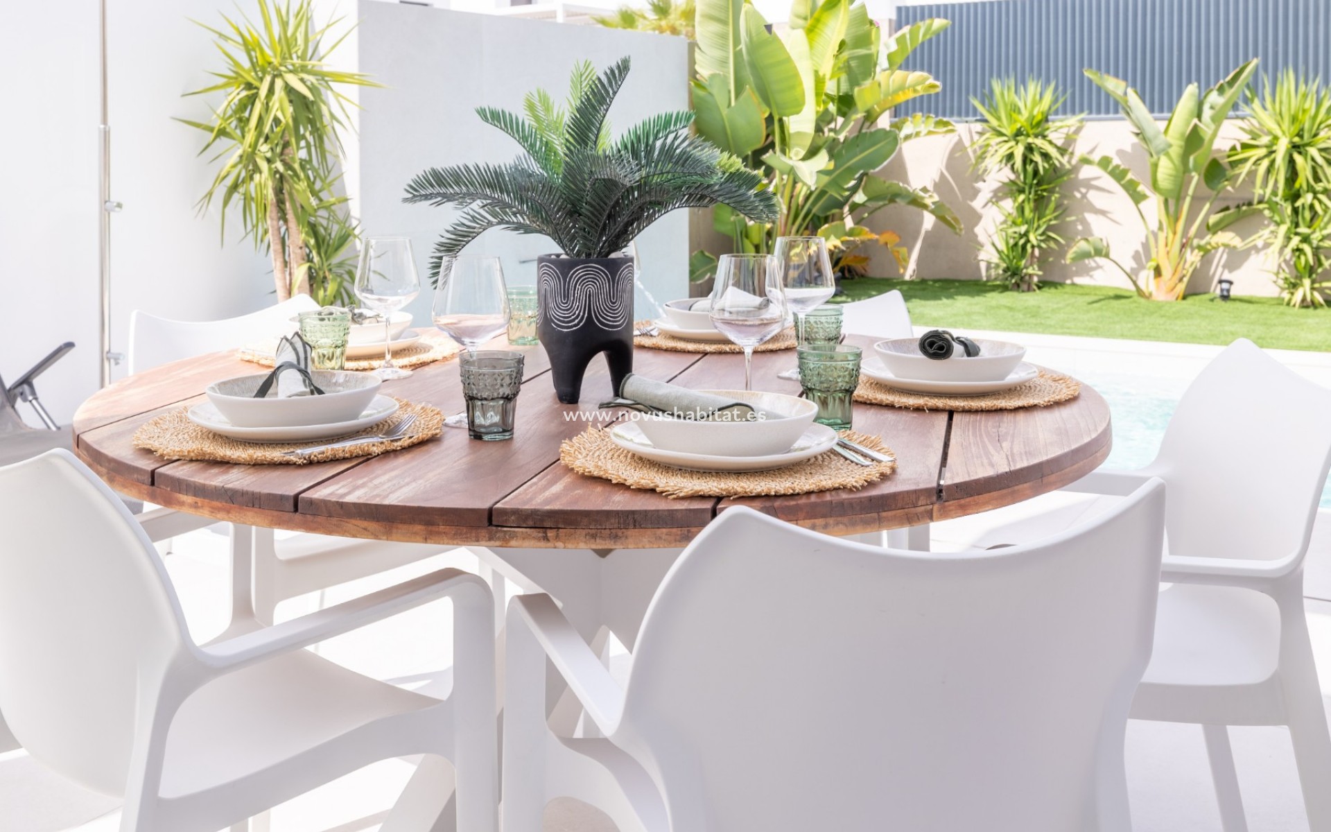 Dining area in villa for sale in Rojales