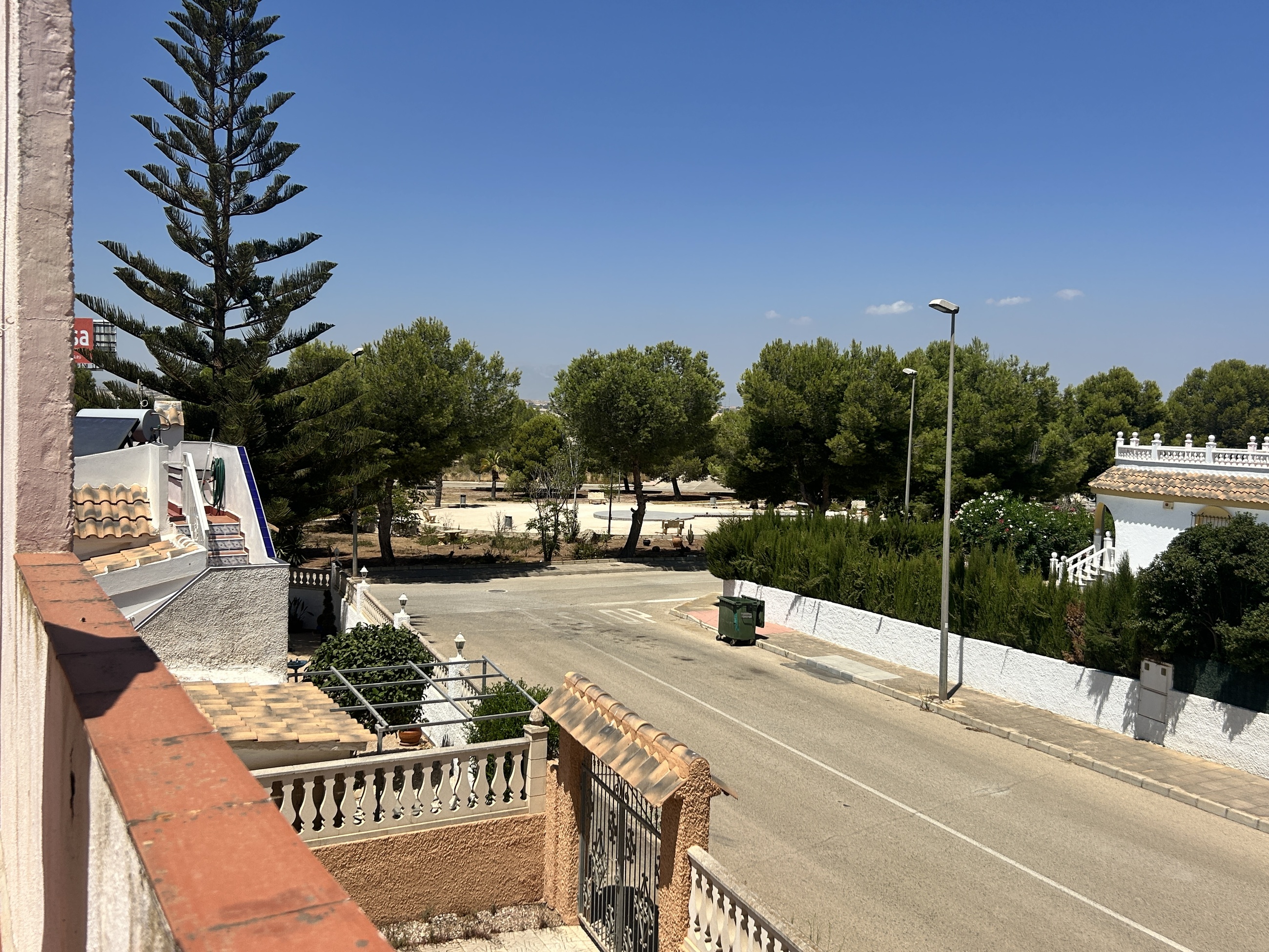 Master bedroom in villa for sale in Camposol
