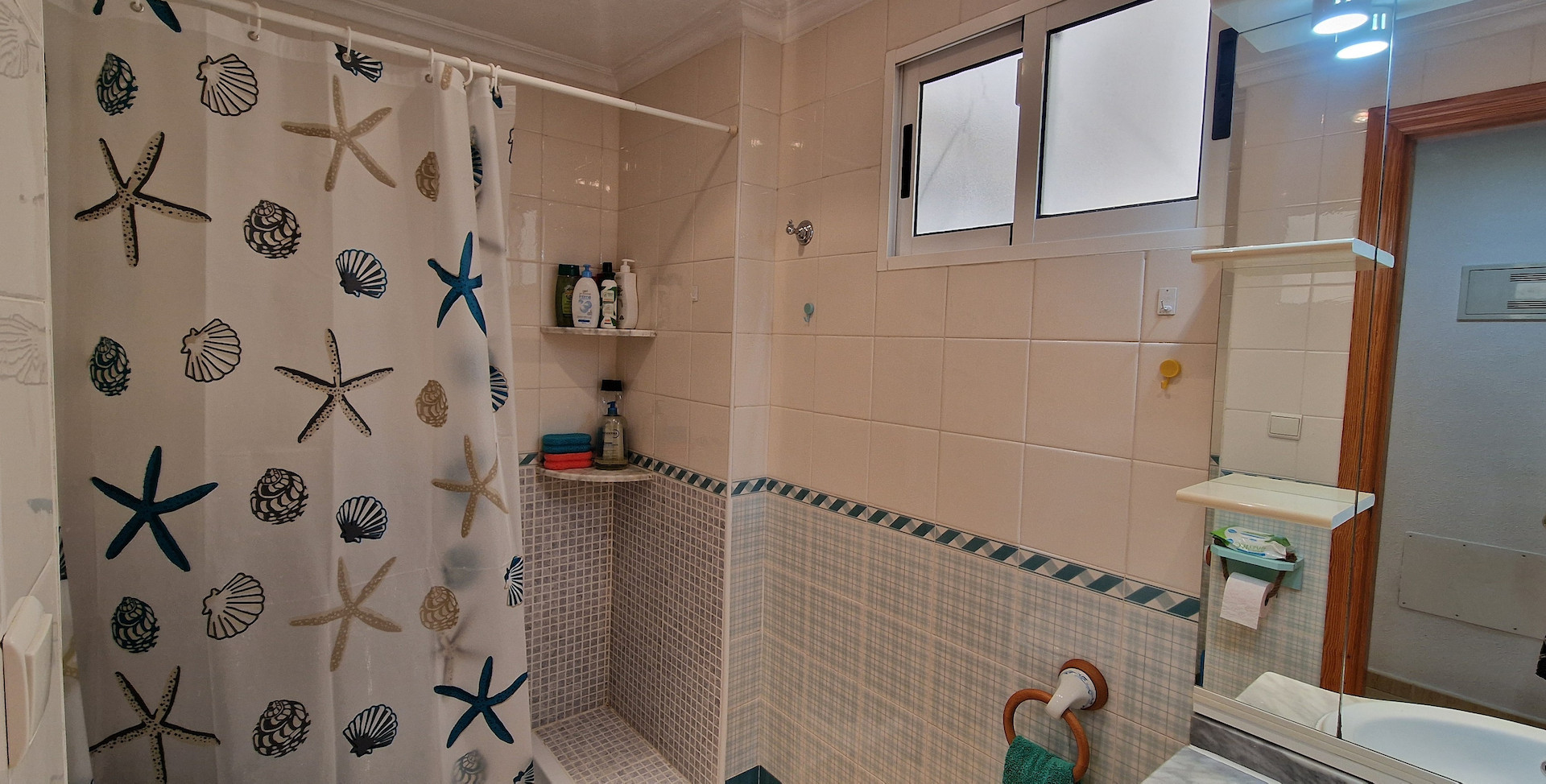 Kitchen in apartment for sale in Guardamar del Segura