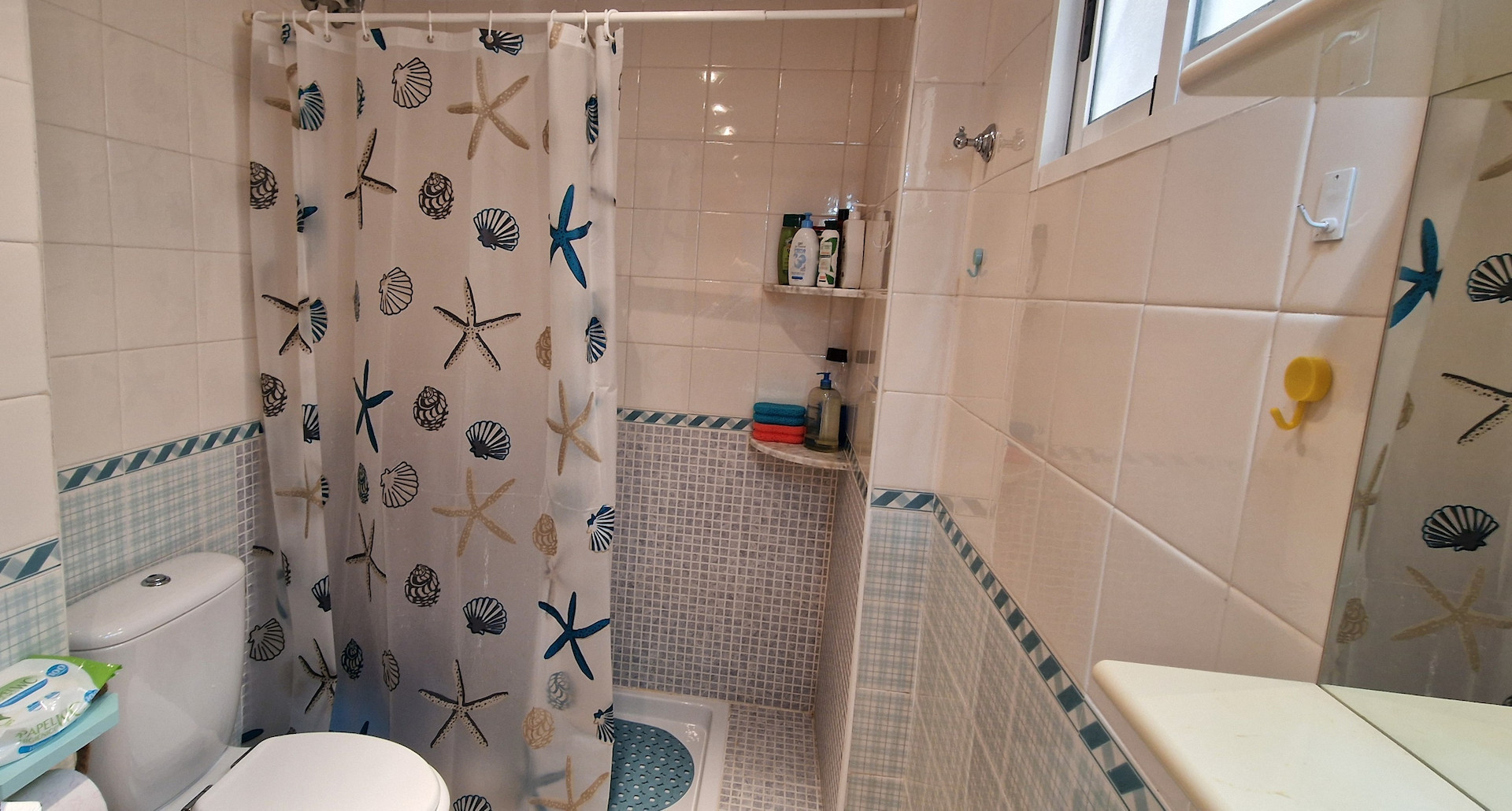 Bathroom in apartment for sale in Guardamar del Segura
