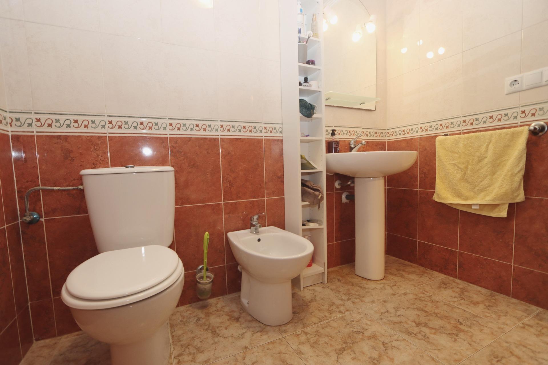 Bathroom in apartment for sale in Orihuela Costa