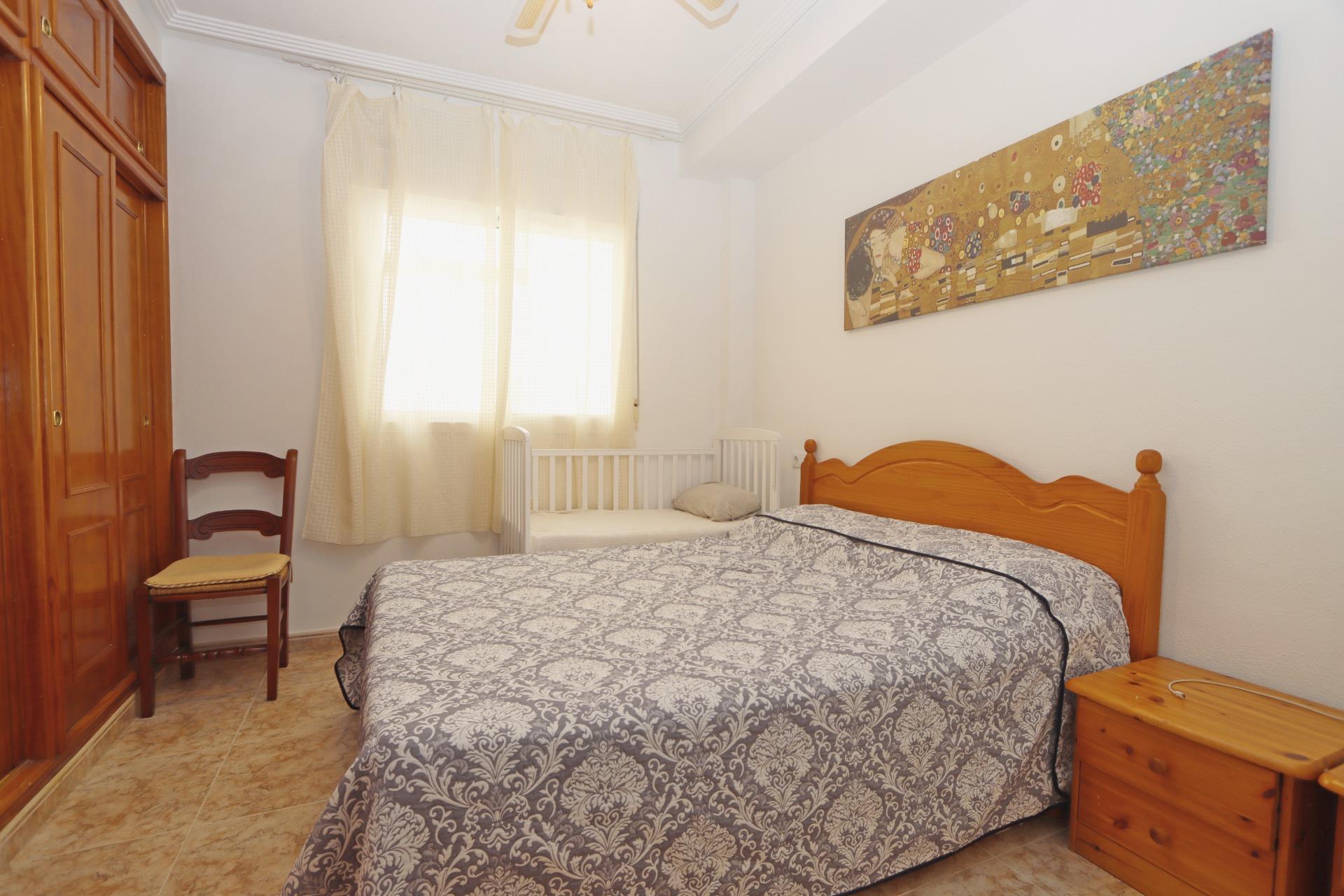 Bedroom in apartment for sale in Orihuela Costa