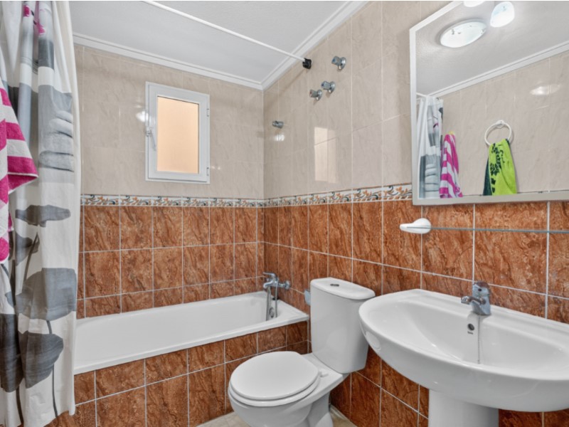 Master bedroom in apartment for sale in Torrevieja