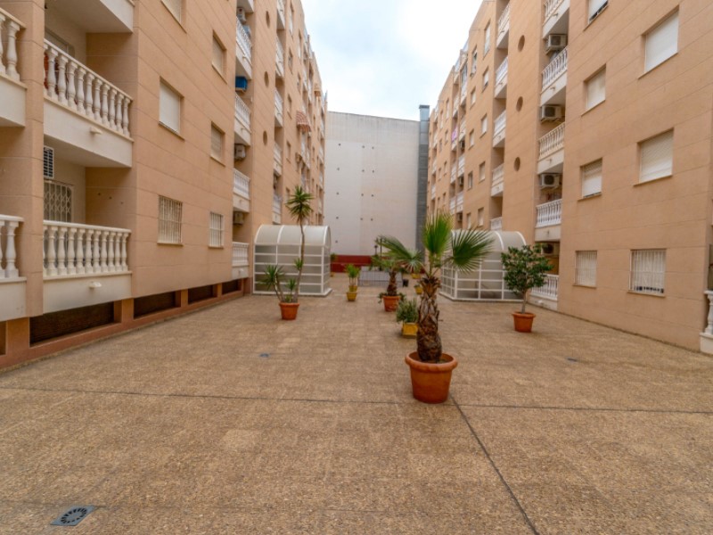 Living room in apartment for sale in Torrevieja