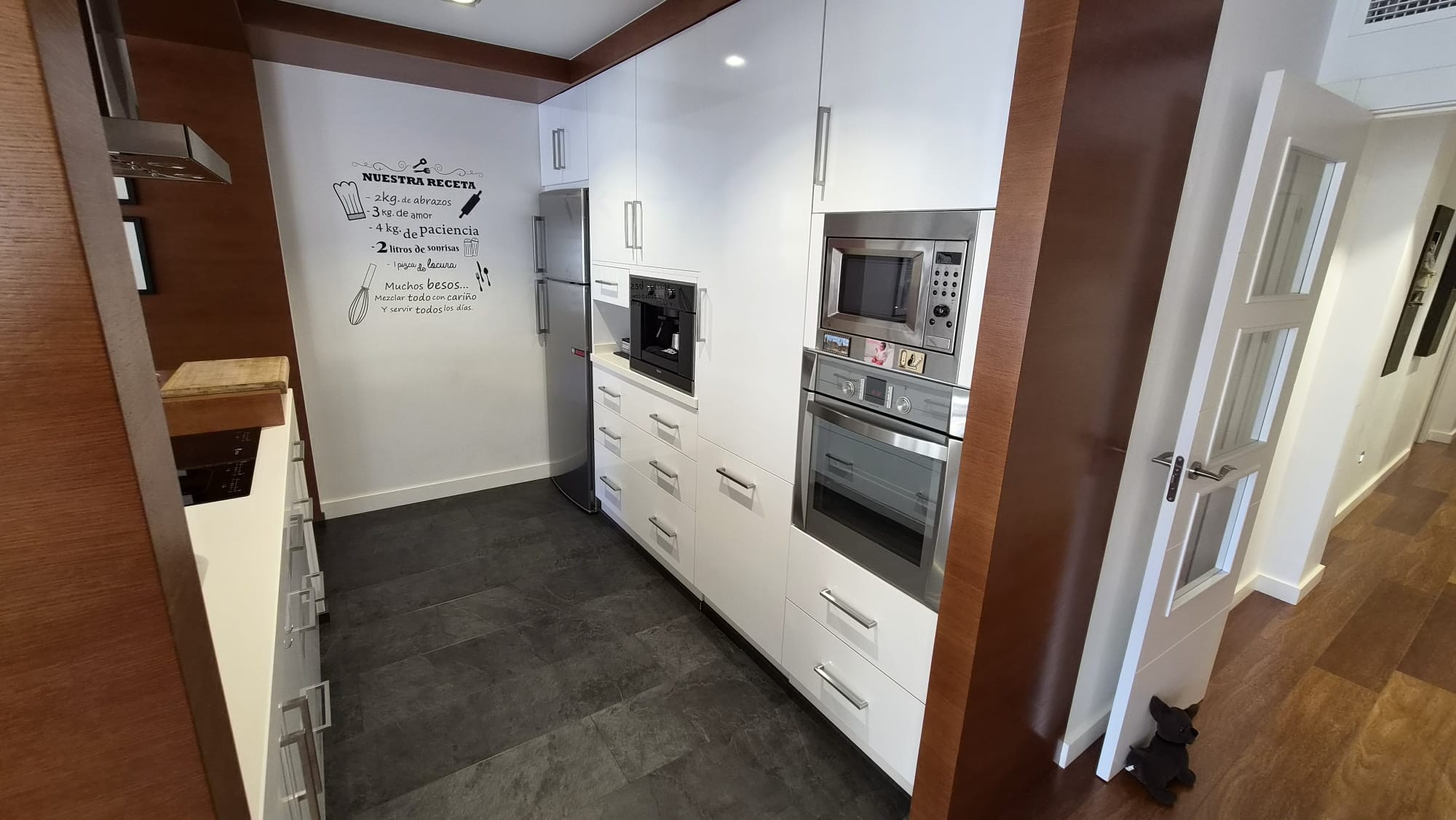 Master bedroom in apartment for sale in Torrevieja