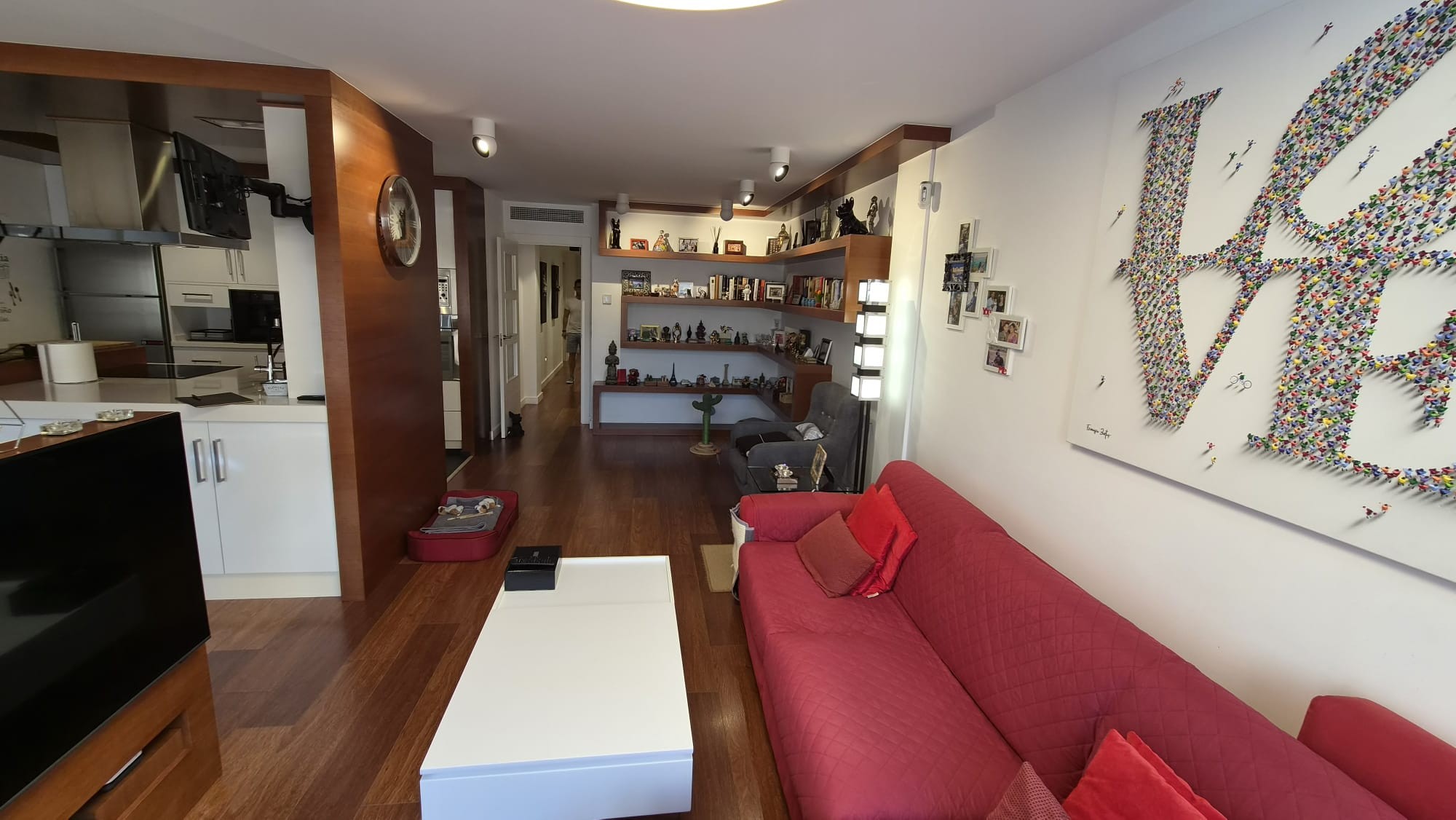 Bedroom in apartment for sale in Torrevieja