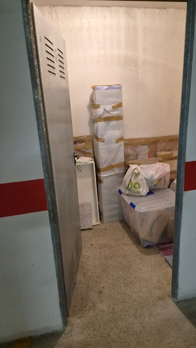 Bathroom in apartment for sale in Torrevieja