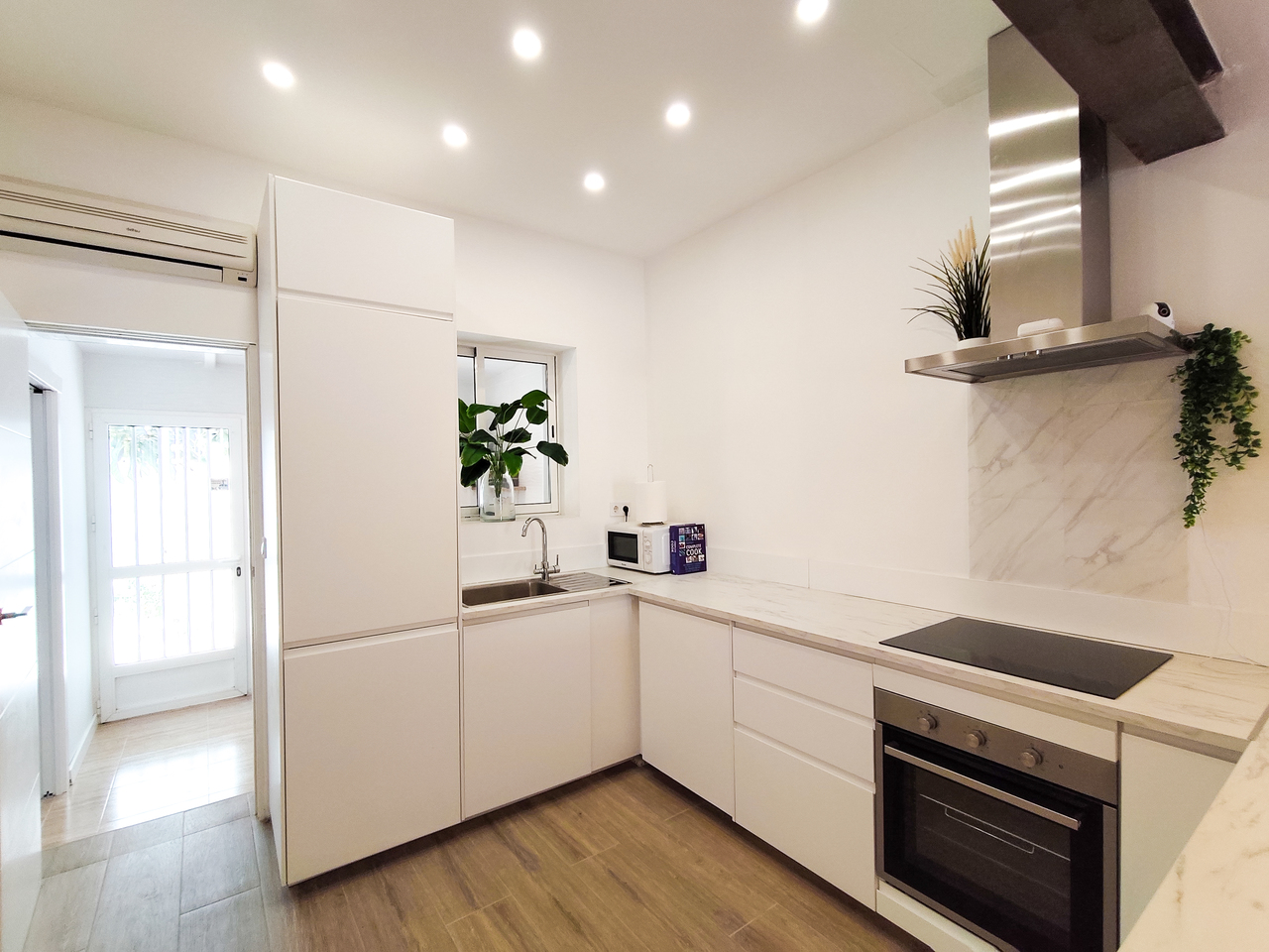 Exterior view in terraced for sale in Playa Flamenca