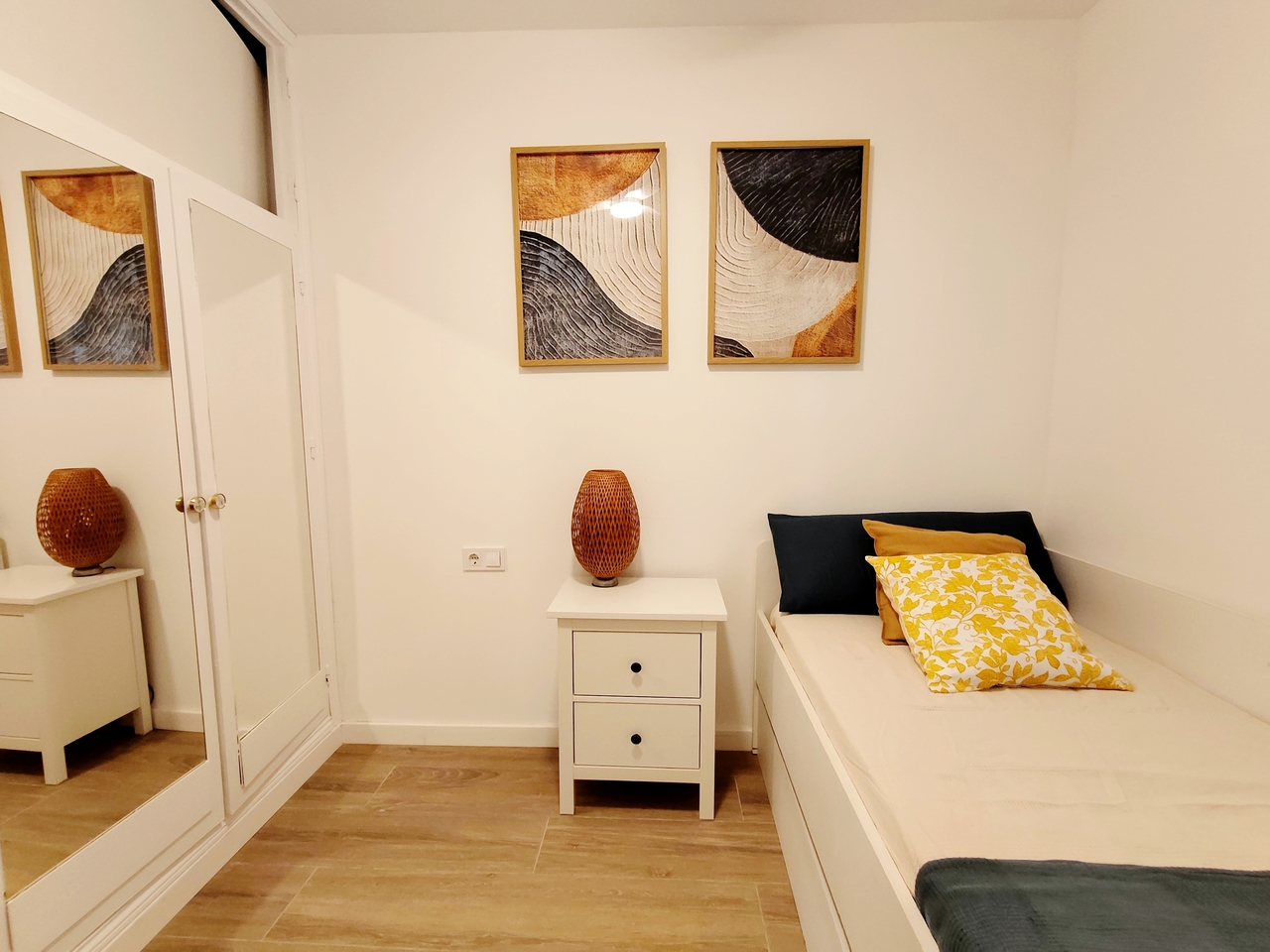 Exterior view in terraced for sale in Playa Flamenca
