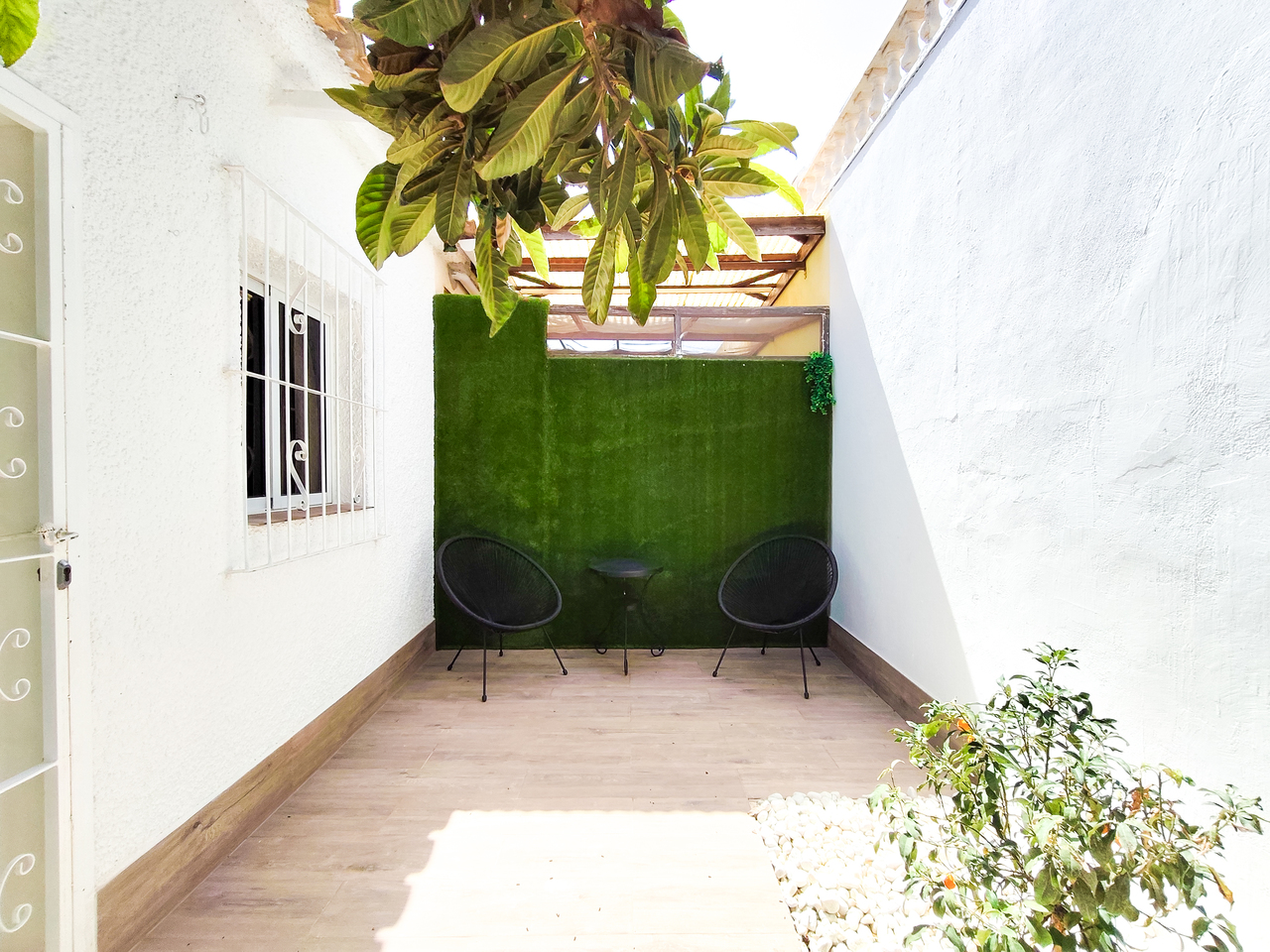 Dining area in terraced for sale in Playa Flamenca